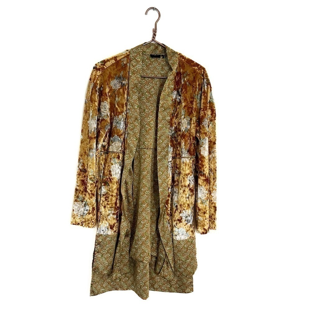 Urban Outfitters Out From Under Crushed Velvet Open Front Kimono Womens XS Small - Picture 2 of 7